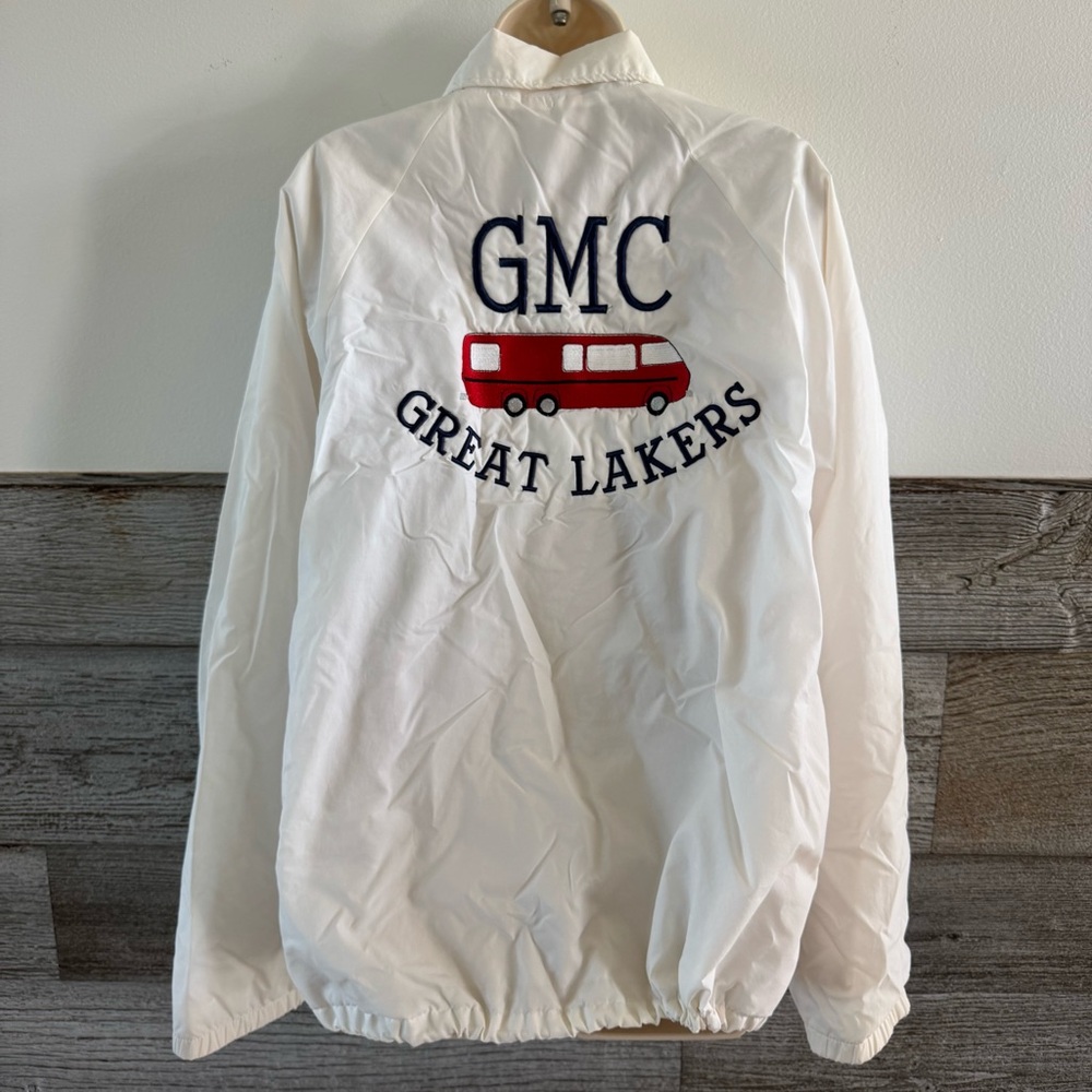 GMC Great Lakers White 80s Windbreaker with Vintage RV Embroidery in Size L